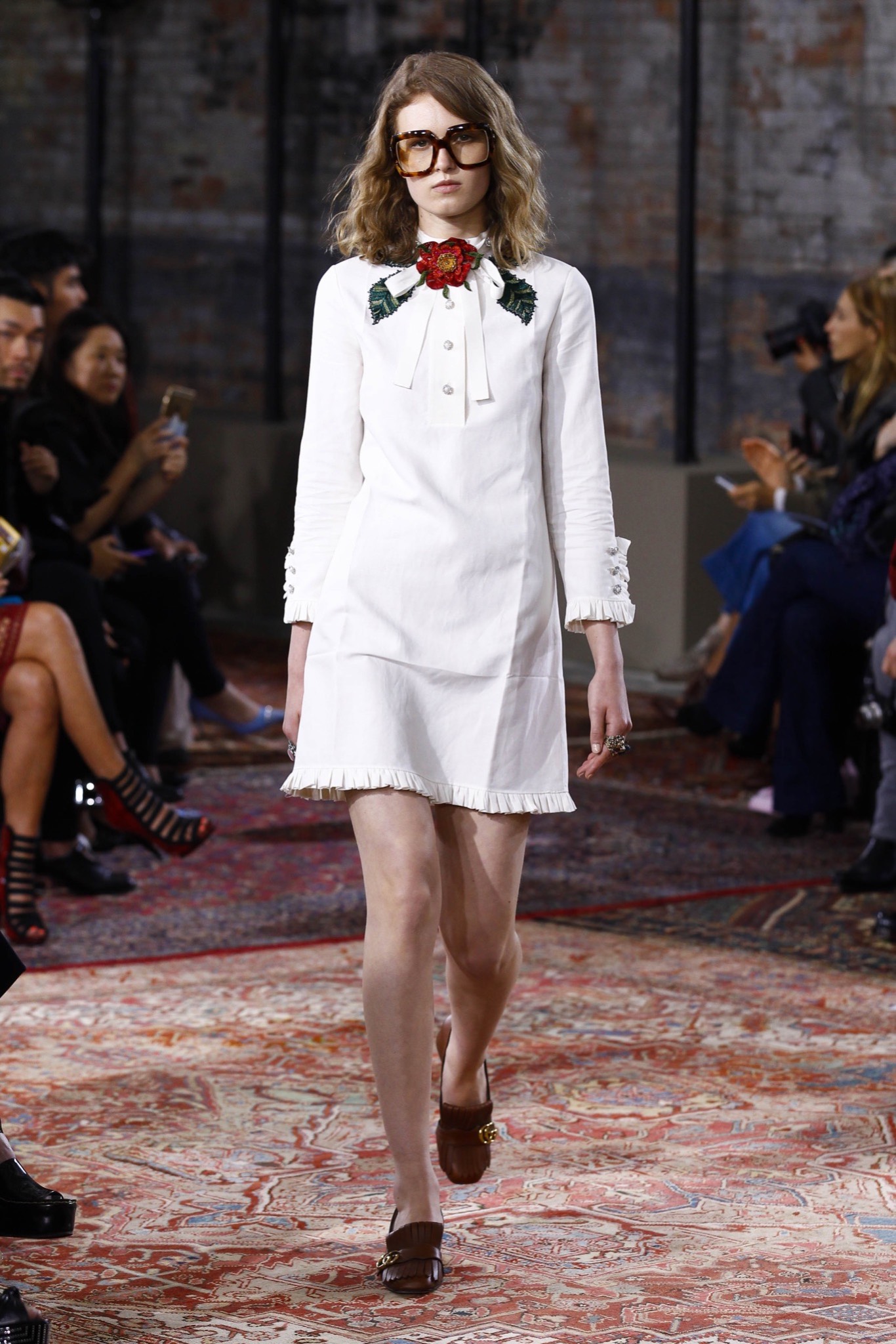 Gucci Resort 2016 Madison Leyes_3