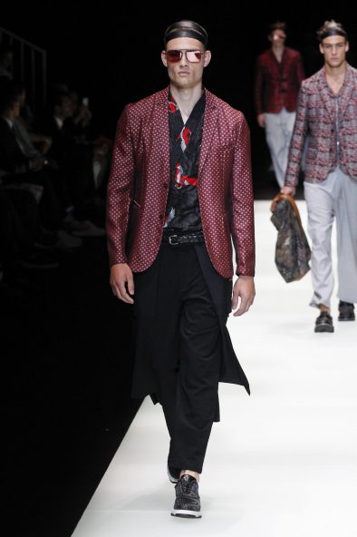 Men's Designer Glasses Trend Spotted on the Runway S/S 18 Balenciaga Balmain Damir Doma Dior Homme Dolce and Gabbana Emporio Armani Fendi Issey Miyake Junya Watanabe Kenzo Marni Moschino Oliver Spencer Paul Smith Prada Thom Browne Versace Frams Glasses Sunglasses Eyewear Style Mens Buy Shop Man Guy