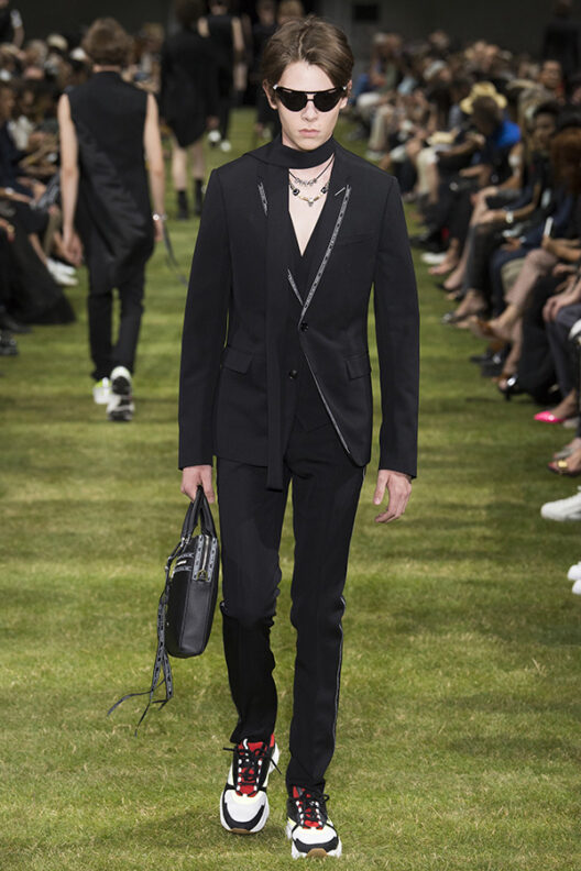 Men's Designer Glasses Trend Spotted on the Runway S/S 18 Balenciaga Balmain Damir Doma Dior Homme Dolce and Gabbana Emporio Armani Fendi Issey Miyake Junya Watanabe Kenzo Marni Moschino Oliver Spencer Paul Smith Prada Thom Browne Versace Frams Glasses Sunglasses Eyewear Style Mens Buy Shop Man Guy