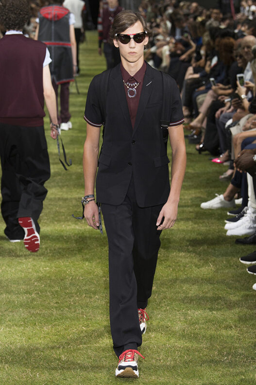 Men's Designer Glasses Trend Spotted on the Runway S/S 18 Balenciaga Balmain Damir Doma Dior Homme Dolce and Gabbana Emporio Armani Fendi Issey Miyake Junya Watanabe Kenzo Marni Moschino Oliver Spencer Paul Smith Prada Thom Browne Versace Frams Glasses Sunglasses Eyewear Style Mens Buy Shop Man Guy