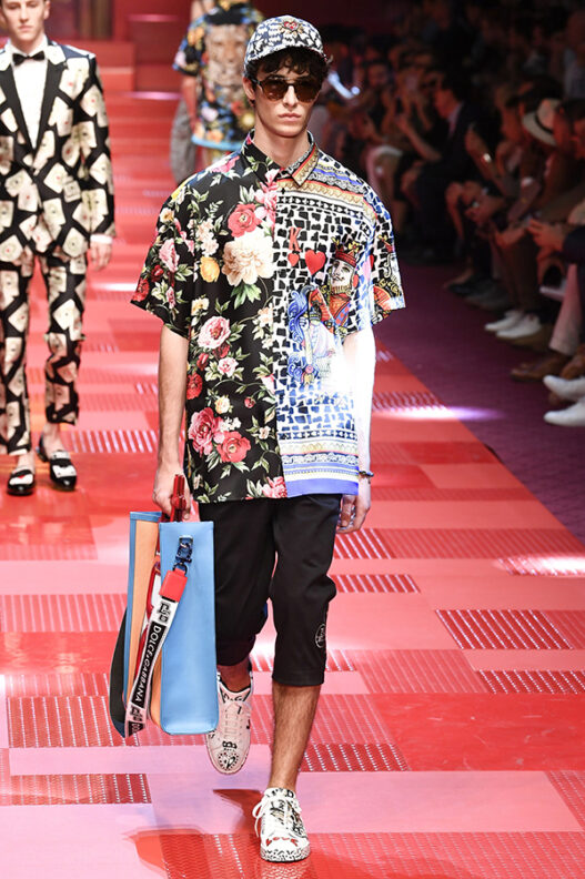 Men's Designer Glasses Trend Spotted on the Runway S/S 18 Balenciaga Balmain Damir Doma Dior Homme Dolce and Gabbana Emporio Armani Fendi Issey Miyake Junya Watanabe Kenzo Marni Moschino Oliver Spencer Paul Smith Prada Thom Browne Versace Frams Glasses Sunglasses Eyewear Style Mens Buy Shop Man Guy