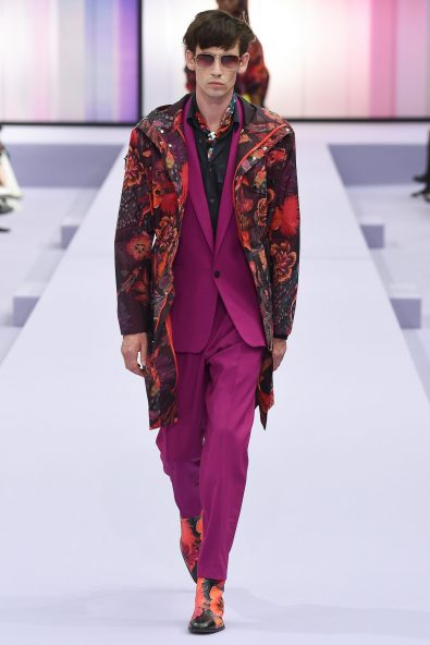 Men's Designer Glasses Trend Spotted on the Runway S/S 18 Balenciaga Balmain Damir Doma Dior Homme Dolce and Gabbana Emporio Armani Fendi Issey Miyake Junya Watanabe Kenzo Marni Moschino Oliver Spencer Paul Smith Prada Thom Browne Versace Frams Glasses Sunglasses Eyewear Style Mens Buy Shop Man Guy