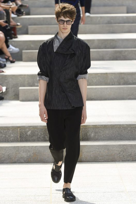 Men's Designer Glasses Trend Spotted on the Runway S/S 18 Balenciaga Balmain Damir Doma Dior Homme Dolce and Gabbana Emporio Armani Fendi Issey Miyake Junya Watanabe Kenzo Marni Moschino Oliver Spencer Paul Smith Prada Thom Browne Versace Frams Glasses Sunglasses Eyewear Style Mens Buy Shop Man Guy