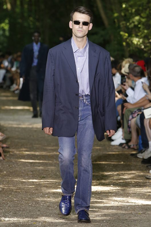 Men's Designer Glasses Trend Spotted on the Runway S/S 18 Balenciaga Balmain Damir Doma Dior Homme Dolce and Gabbana Emporio Armani Fendi Issey Miyake Junya Watanabe Kenzo Marni Moschino Oliver Spencer Paul Smith Prada Thom Browne Versace Frams Glasses Sunglasses Eyewear Style Mens Buy Shop Man Guy