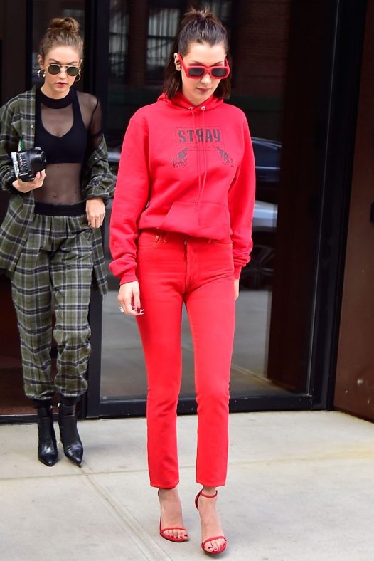 Eyewear Trend Colour Alert: 50 Shades of Red Glasses Sunglasses Trend 2018 Fashion Influencer Style Cool