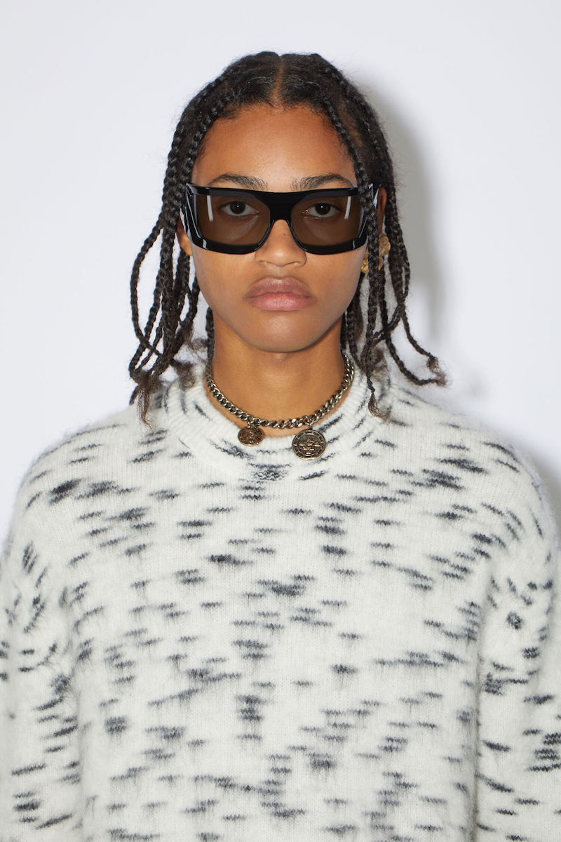 BALENCIAGA SSENSE Exclusive Transparent Shield Sunglasses RICK OWENS Yellow Kriester Sunglasses Gucci Mask Sunglasses Black Shop Online Eyewear Glasses Trend Shield Sunglasses Glasses 2023