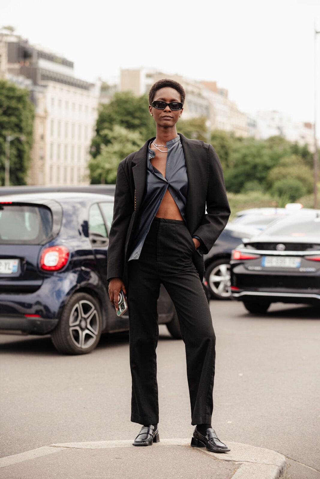 Paris Couture Week 2023: Eyewear Styles of Models Off Duty Trend Style Latest Gigi Hadid Fashion Week Sunglasses0.66666666666667