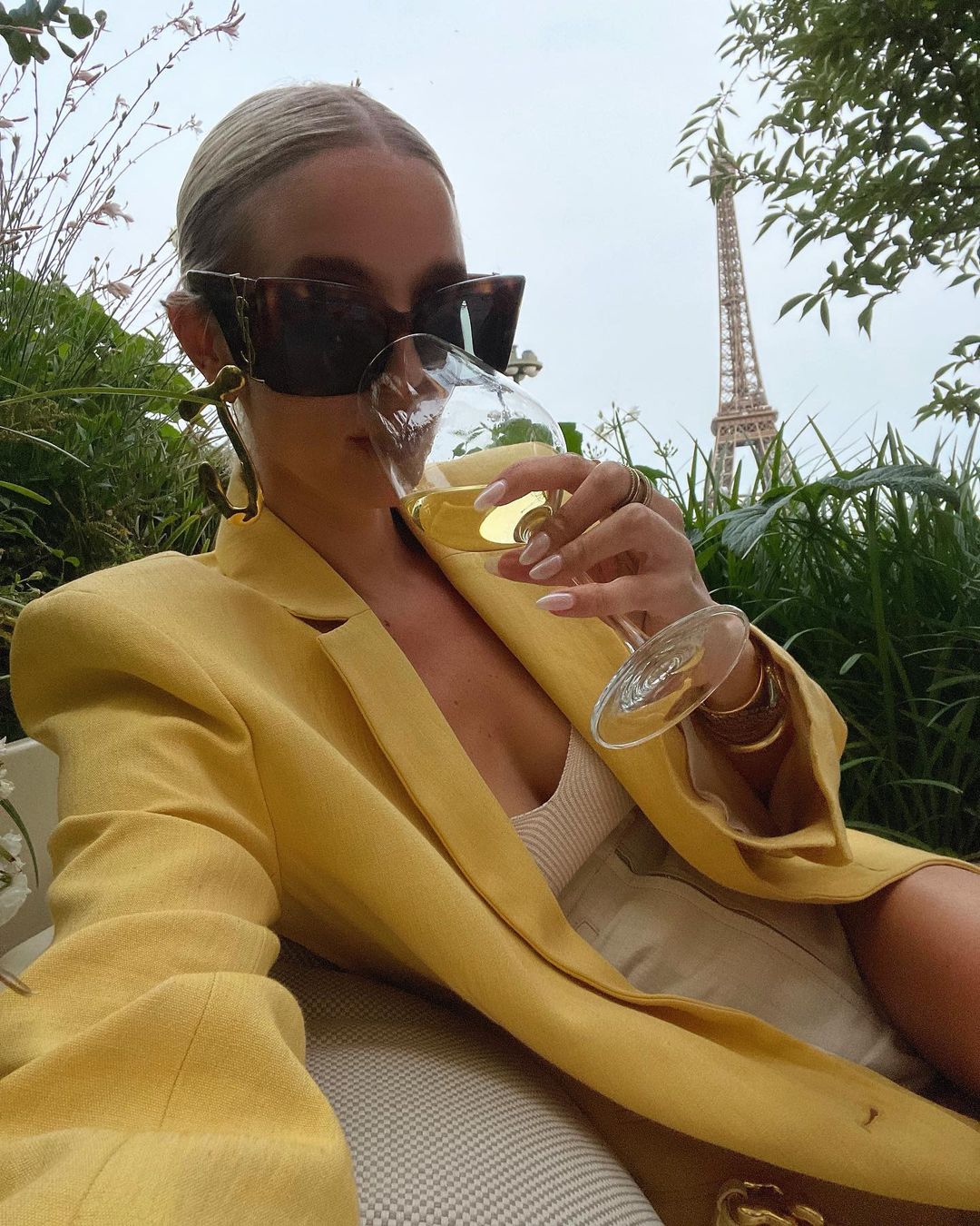 Influencer-Approved Eyewear Trends: The Epitome of Sleek and Minimal Chic for Summer 2023 WeLoveGlasses Eyewear Sunglasses  BlaireAdiebee Cara Daur Giovanna Engelbert Helena Bordon 
Karen Wazen Kylie Jenner
Lene Perminova Leonie Hanne 
Margeret Zhang Nicole Warne 
Xenia Donts