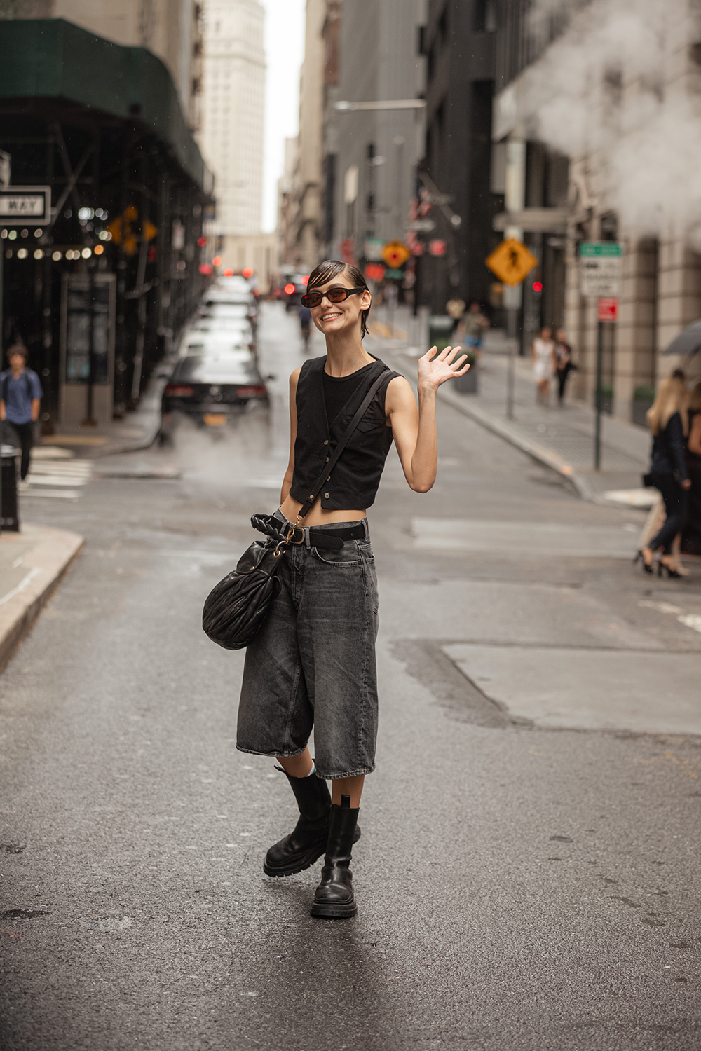 Effortless Chic: Eyewear Spotted on Models Off-Duty During NYFW S/S 24 We Love Glasses Eyewear Trends Expert Influencer 