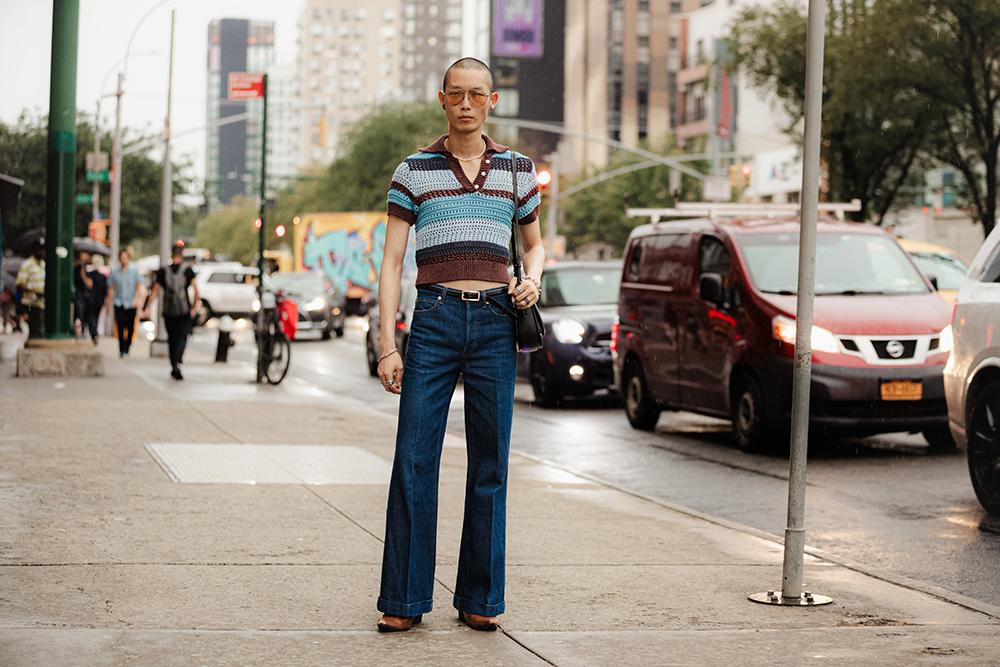 Effortless Chic: Eyewear Spotted on Models Off-Duty During NYFW S/S 24 We Love Glasses Eyewear Trends Expert Influencer 