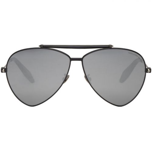 Aviators Glasses Spotted In This Week Celebrity Street Style